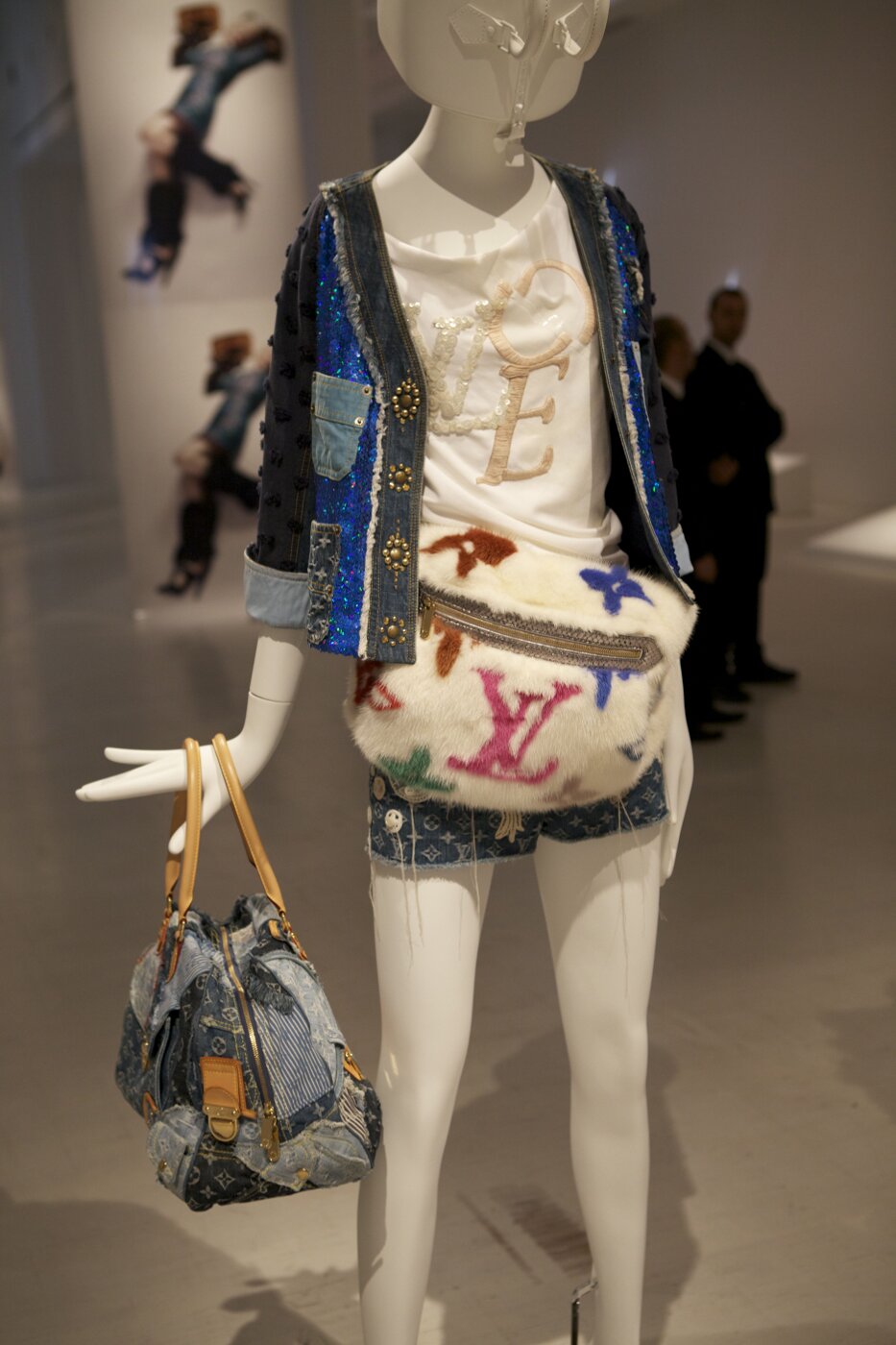 LOUIS VUITTON: THE ART OF FASHION EXHIBITION BY KATIE GRAND | The