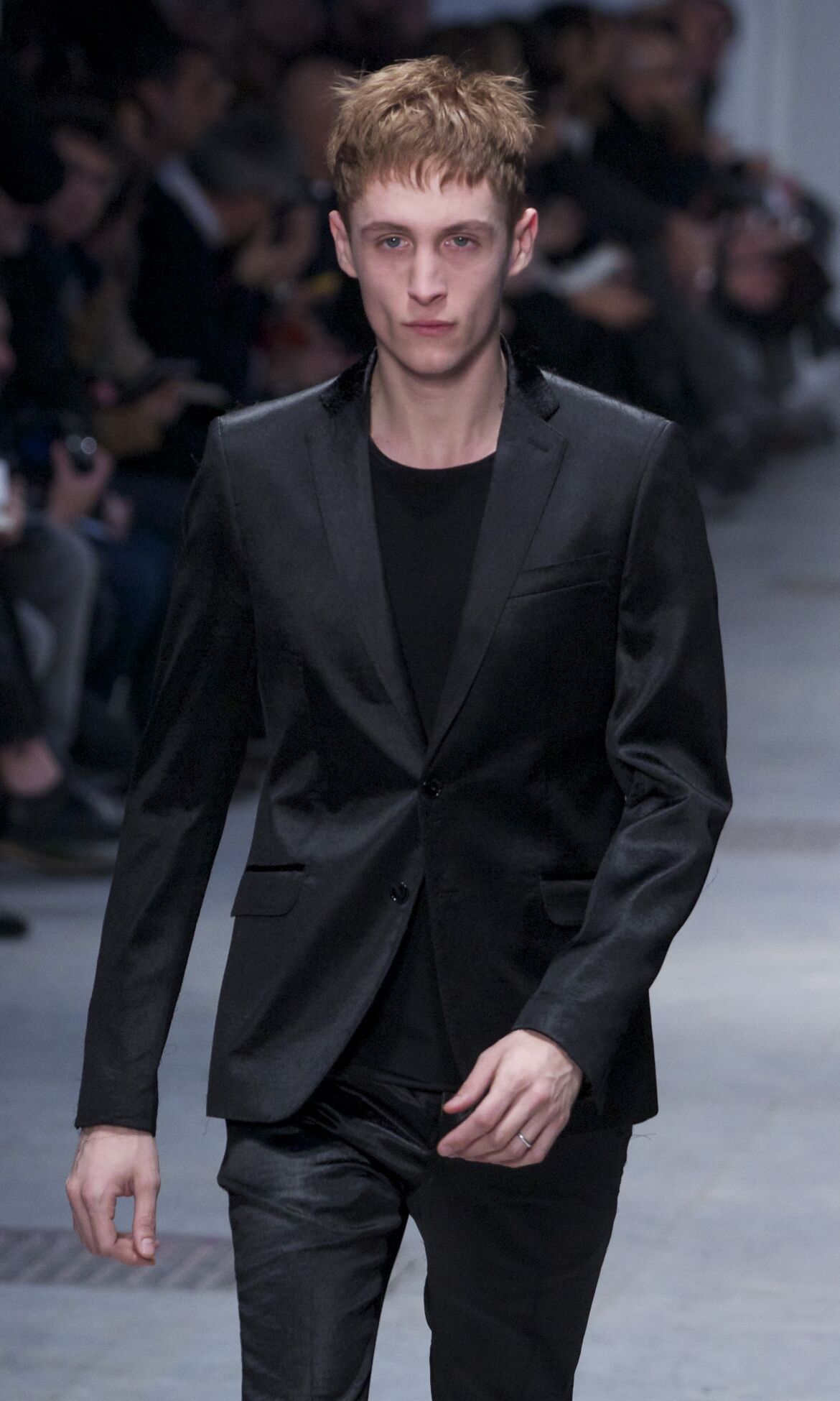 COSTUME NATIONAL HOMME FALL WINTER 2013 - MILANO FASHION WEEK | The ...