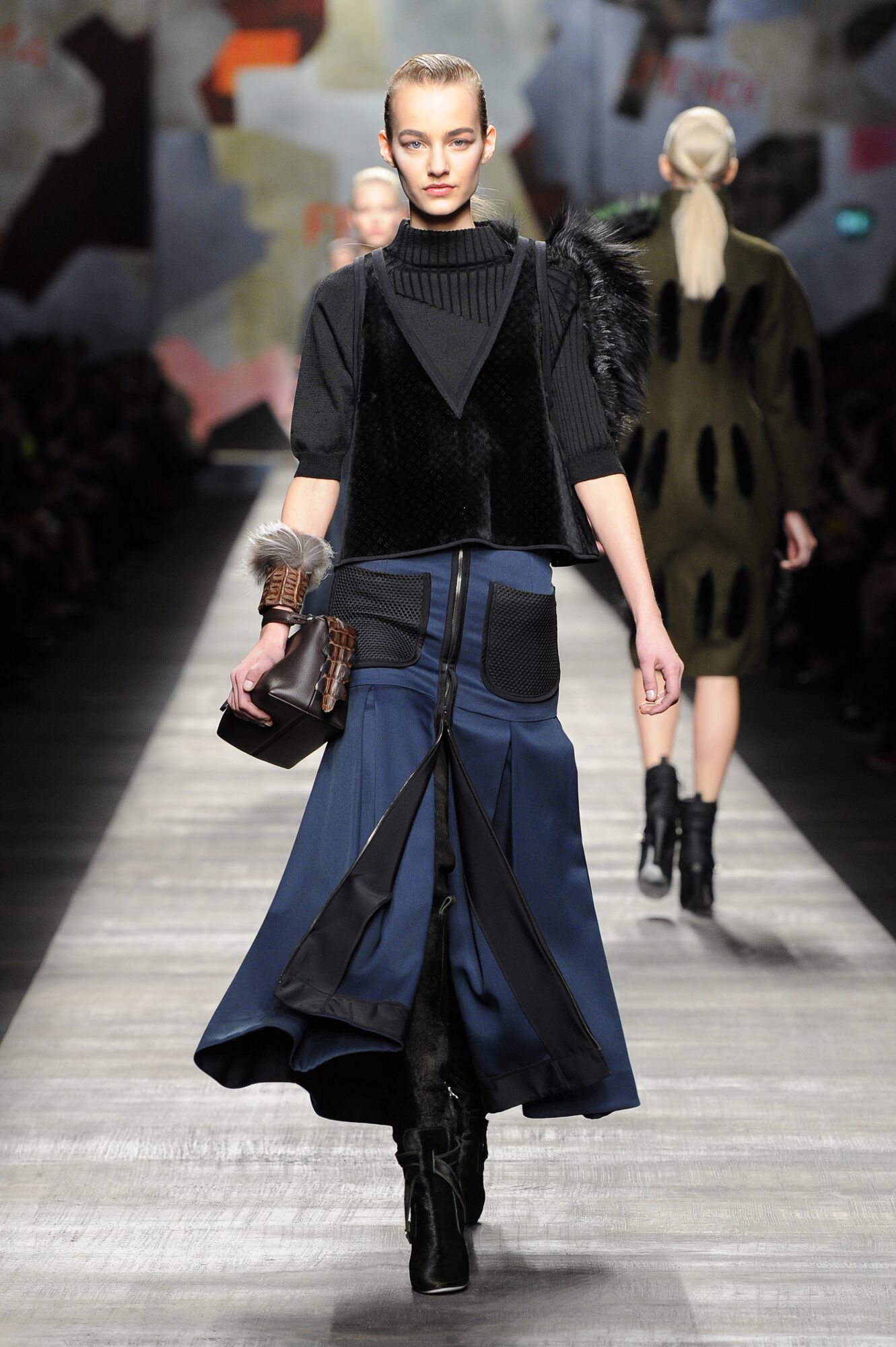 FENDI FALL WINTER 2014-15 WOMEN’S COLLECTION | The Skinny Beep