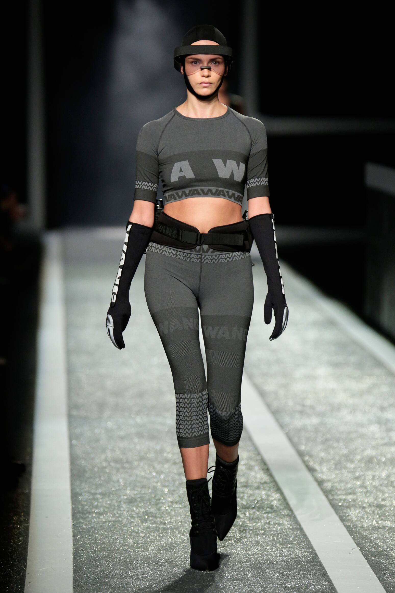 ALEXANDER WANG FOR H&M COLLECTION FASHION SHOW