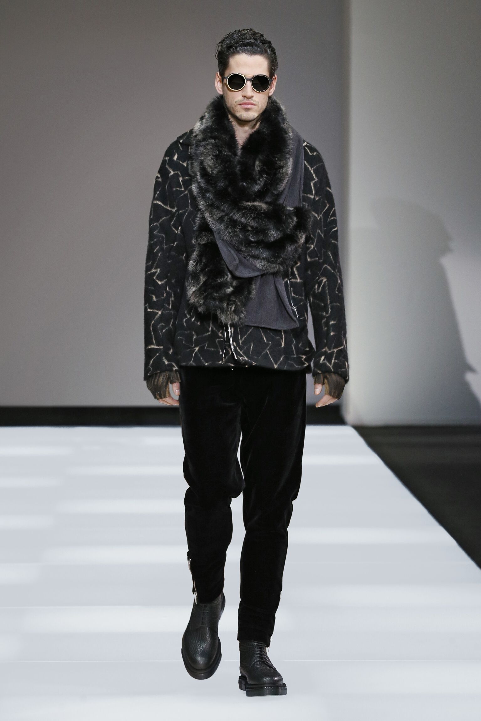 interferentie Gepland Netelig EMPORIO ARMANI FALL WINTER 2015-16 MEN'S COLLECTION | The Skinny Beep