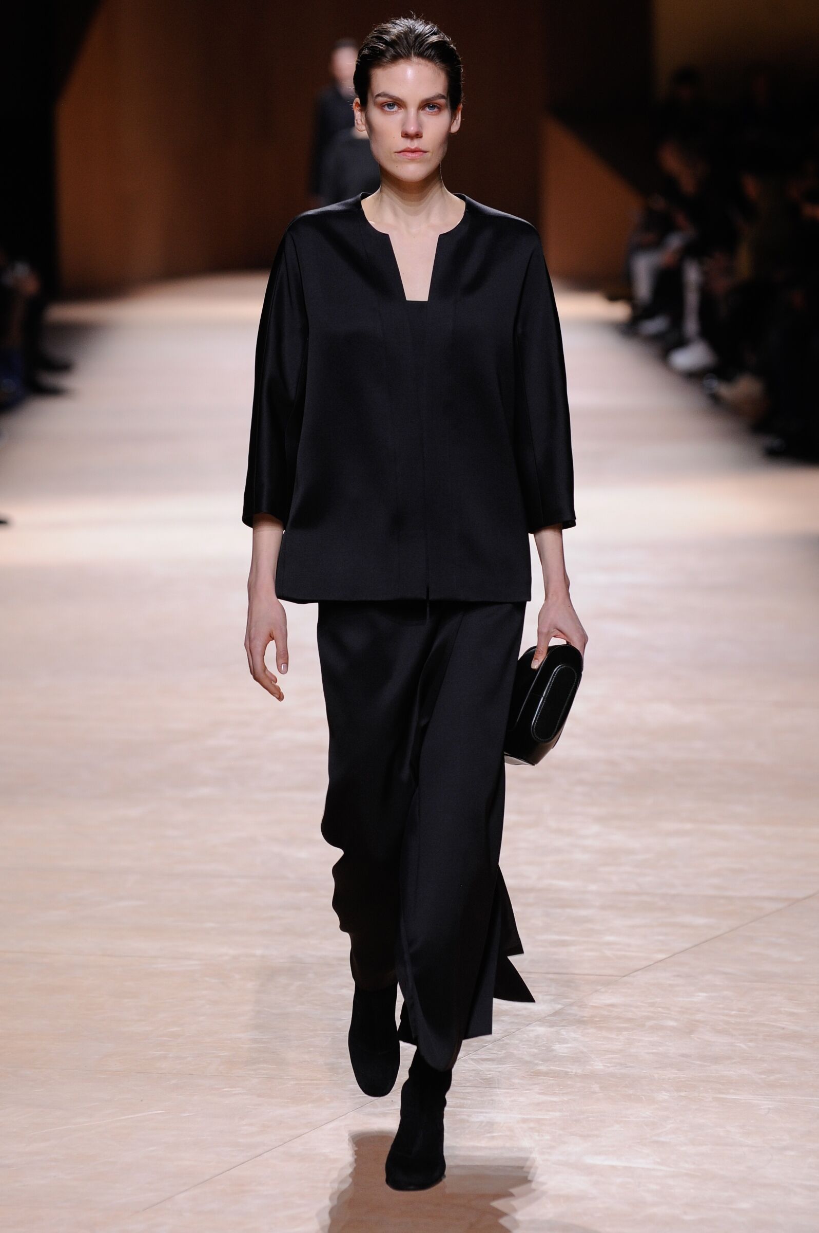 HERMÈS FALL WINTER 2015-16 WOMEN’S COLLECTION | The Skinny Beep