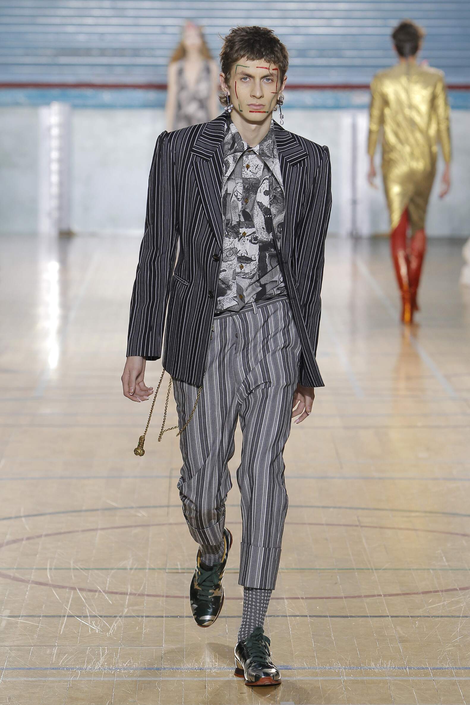 VIVIENNE WESTWOOD FALL WINTER 2017-18 COLLECTION | The Skinny Beep
