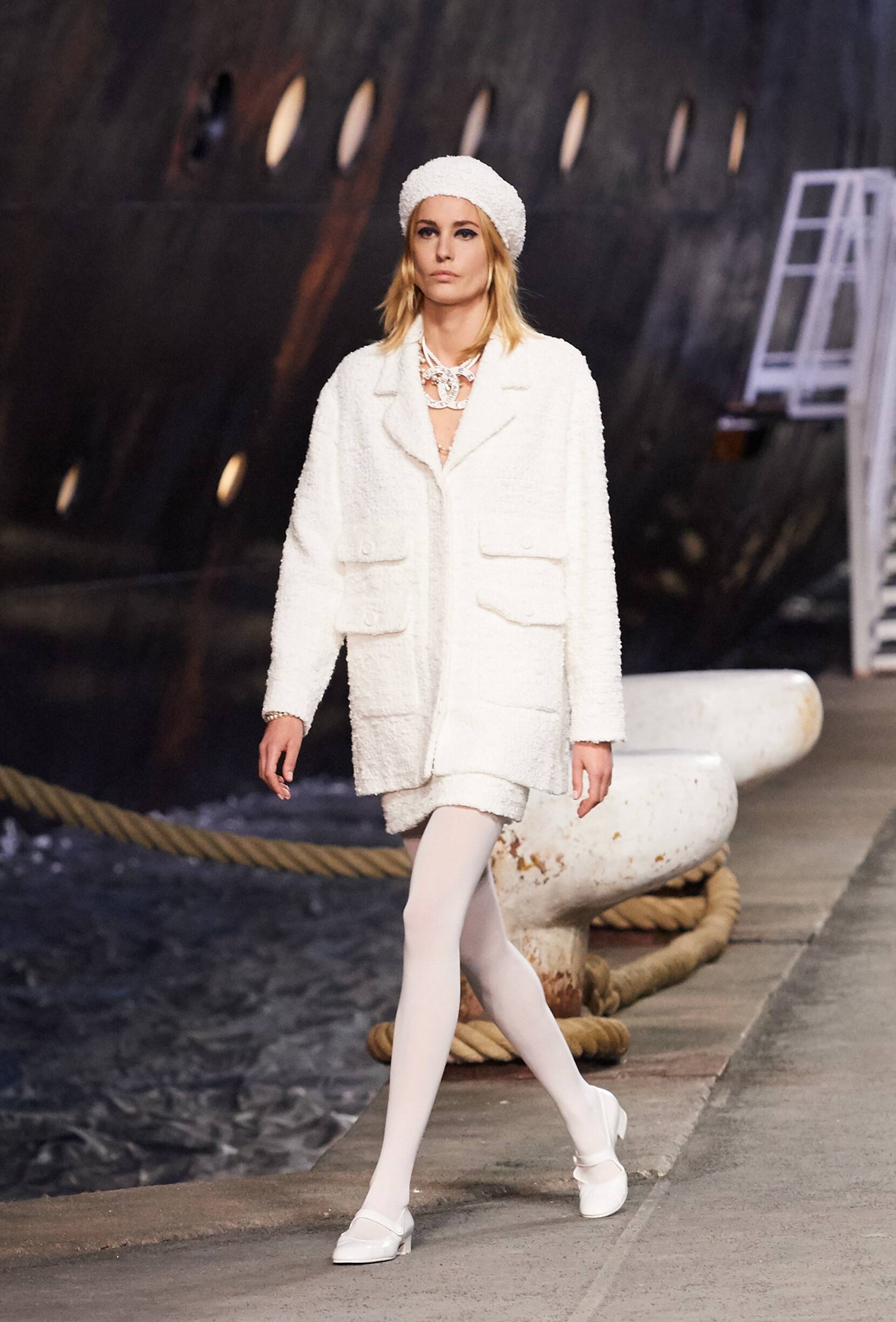 Chanel's Couture Show Celebrates the Discreet Charm of the Parisienne