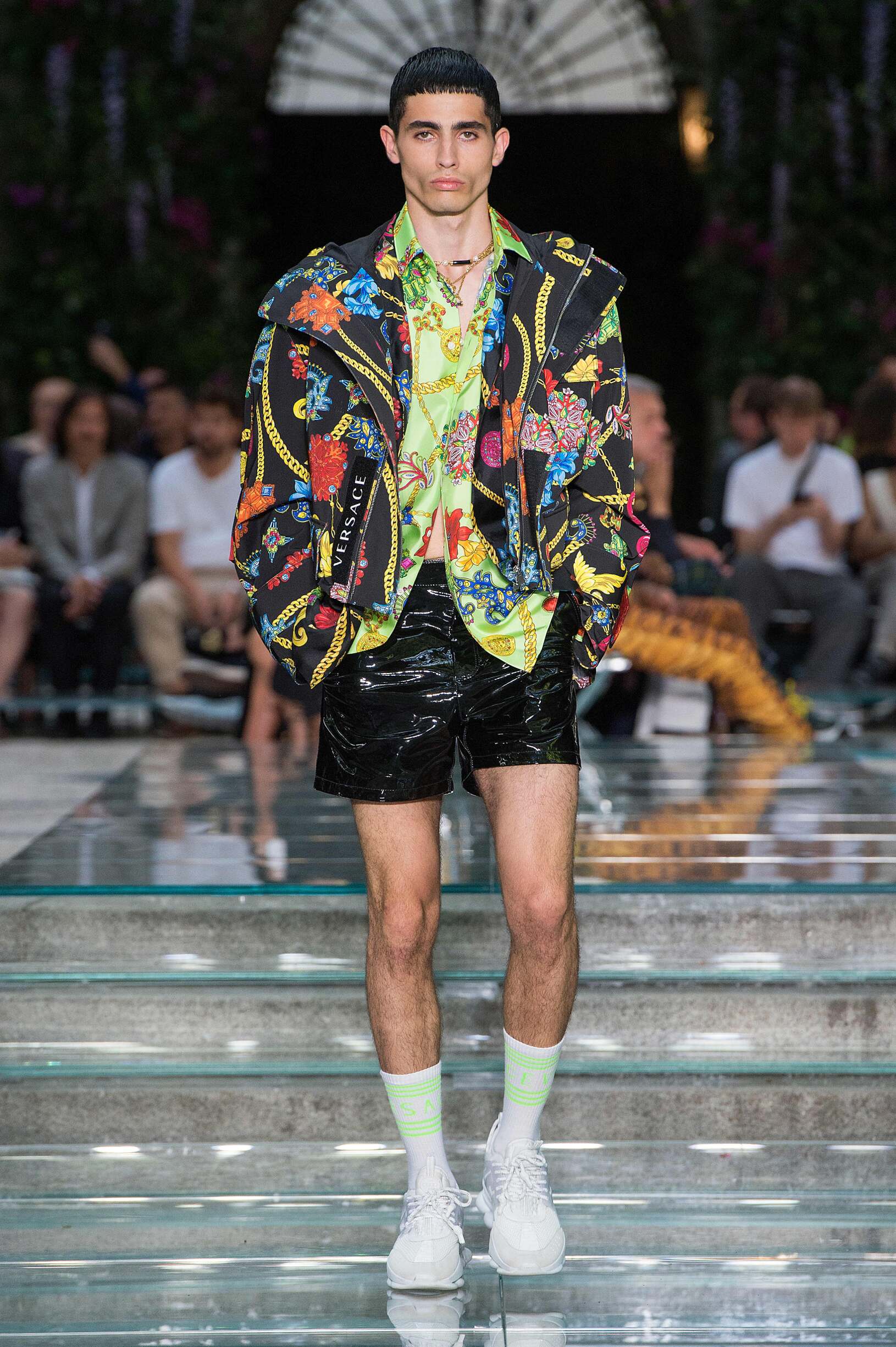 VERSACE SPRING SUMMER 2019 MEN’S COLLECTION | The Skinny Beep