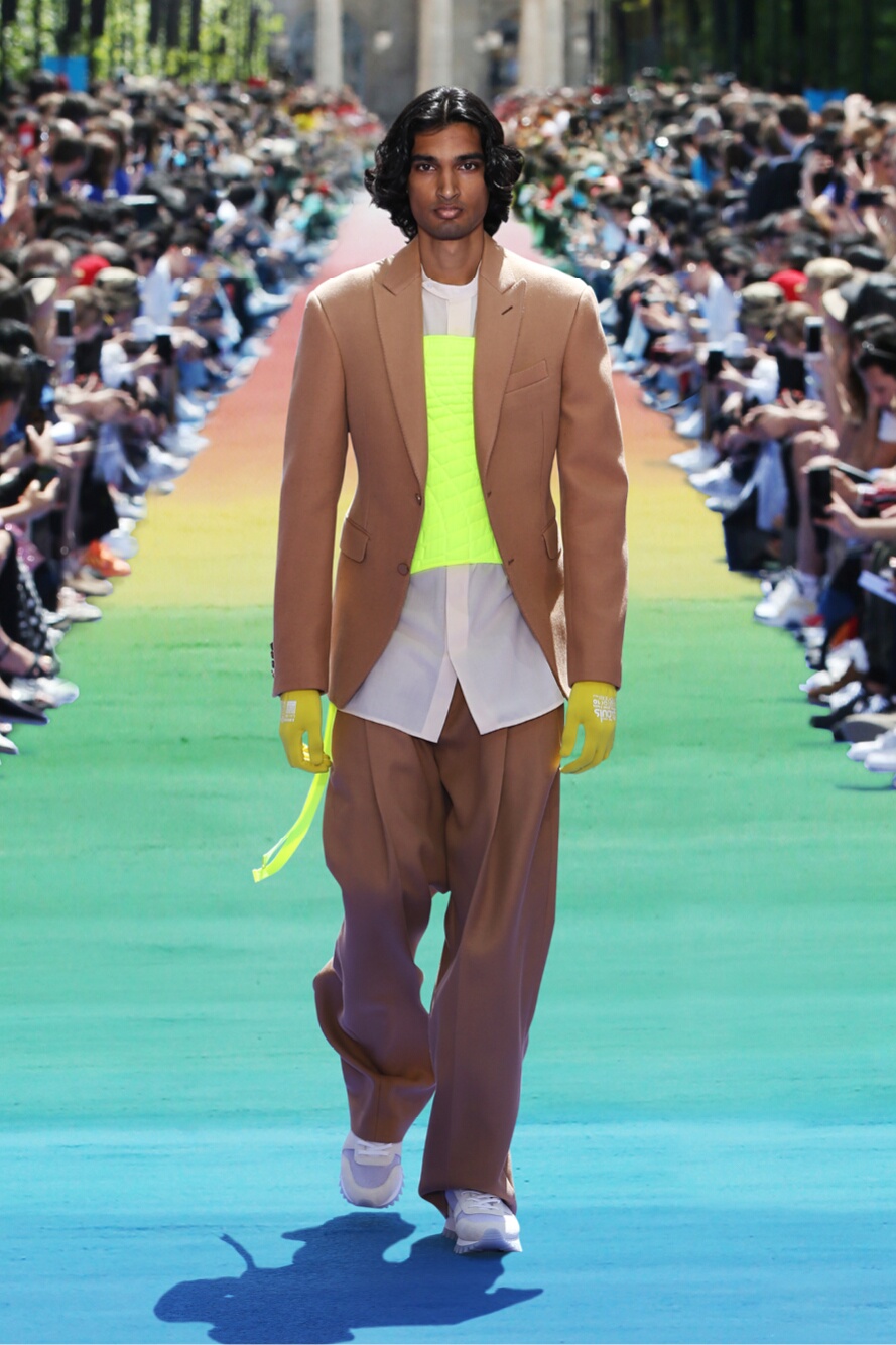 Louis Vuitton Men's Spring-Summer 2019 Fashion Show 