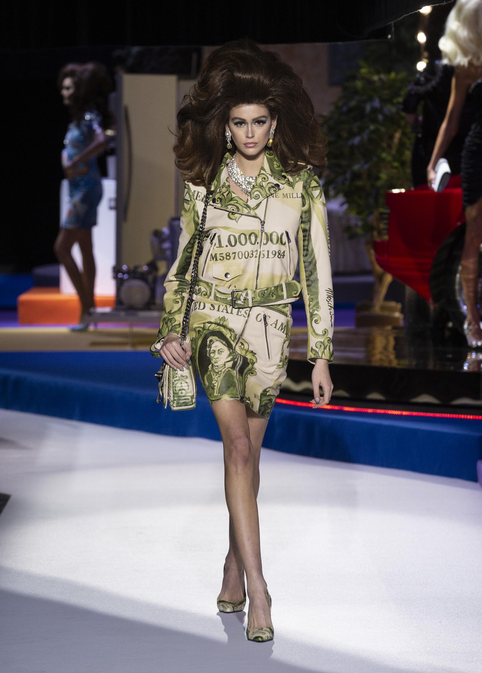 moschino 2019 collection