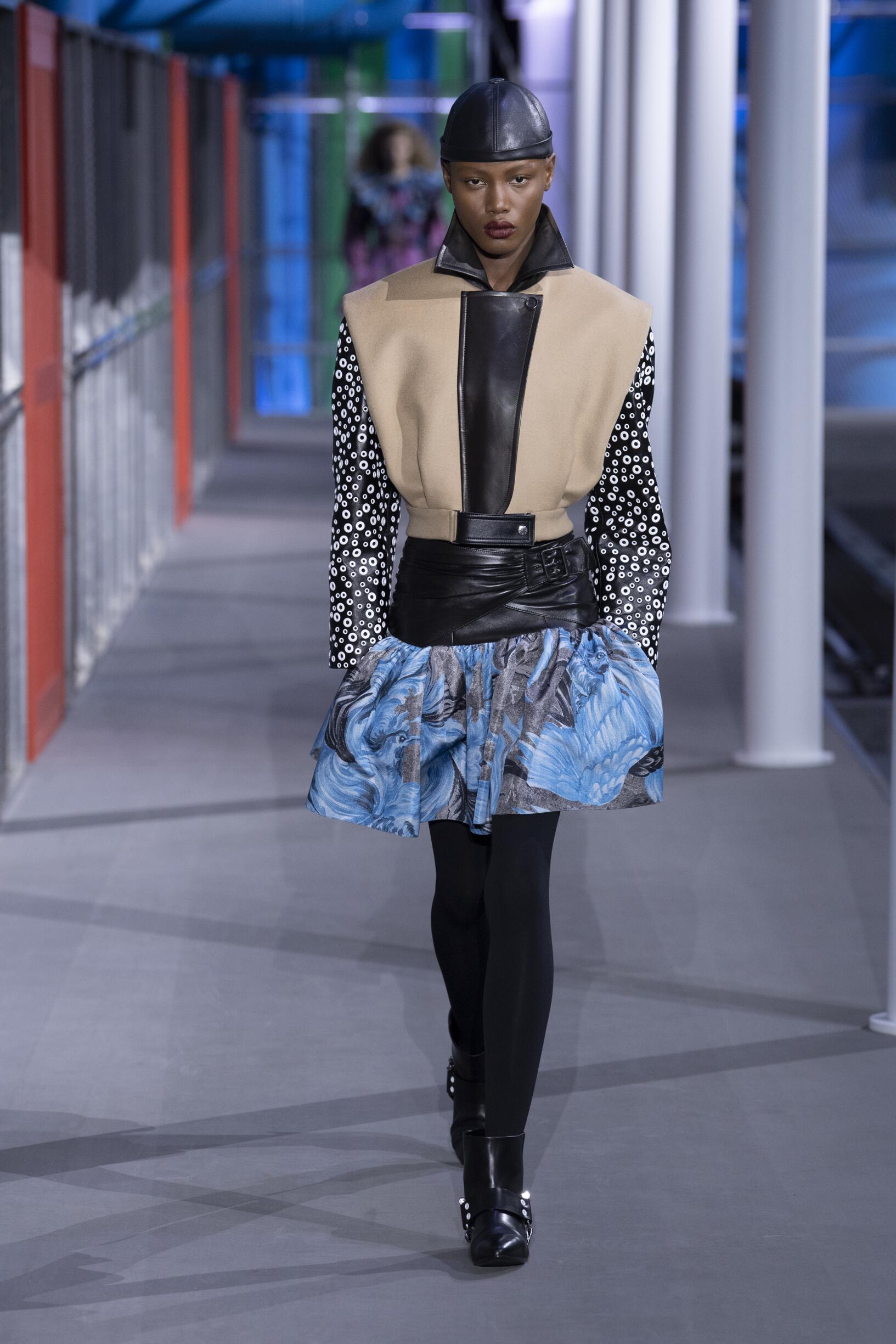 LIVESTREAM: Louis Vuitton Women's Fall-Winter 2019