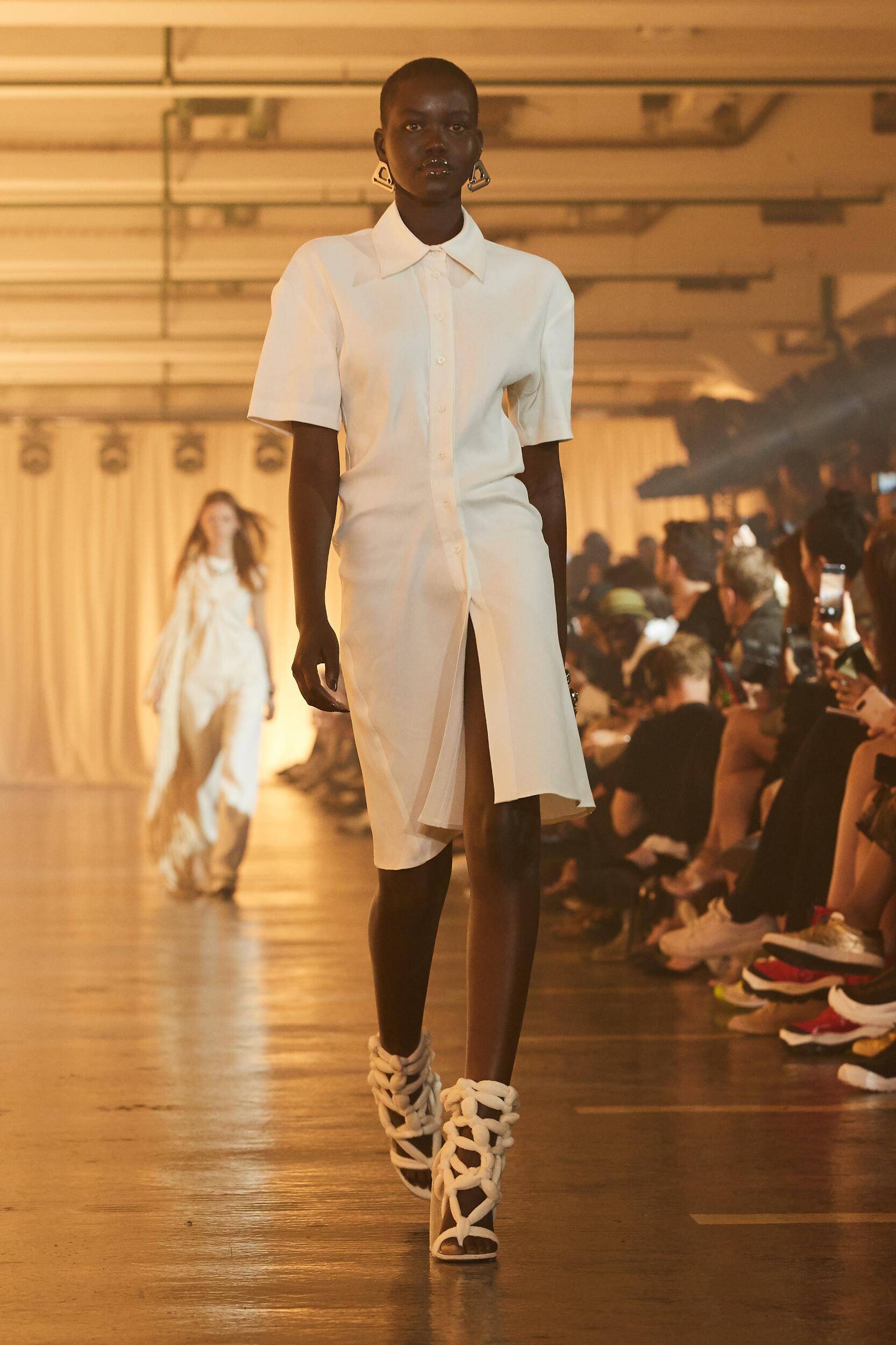 Streetwear trends from Off-White fashion show