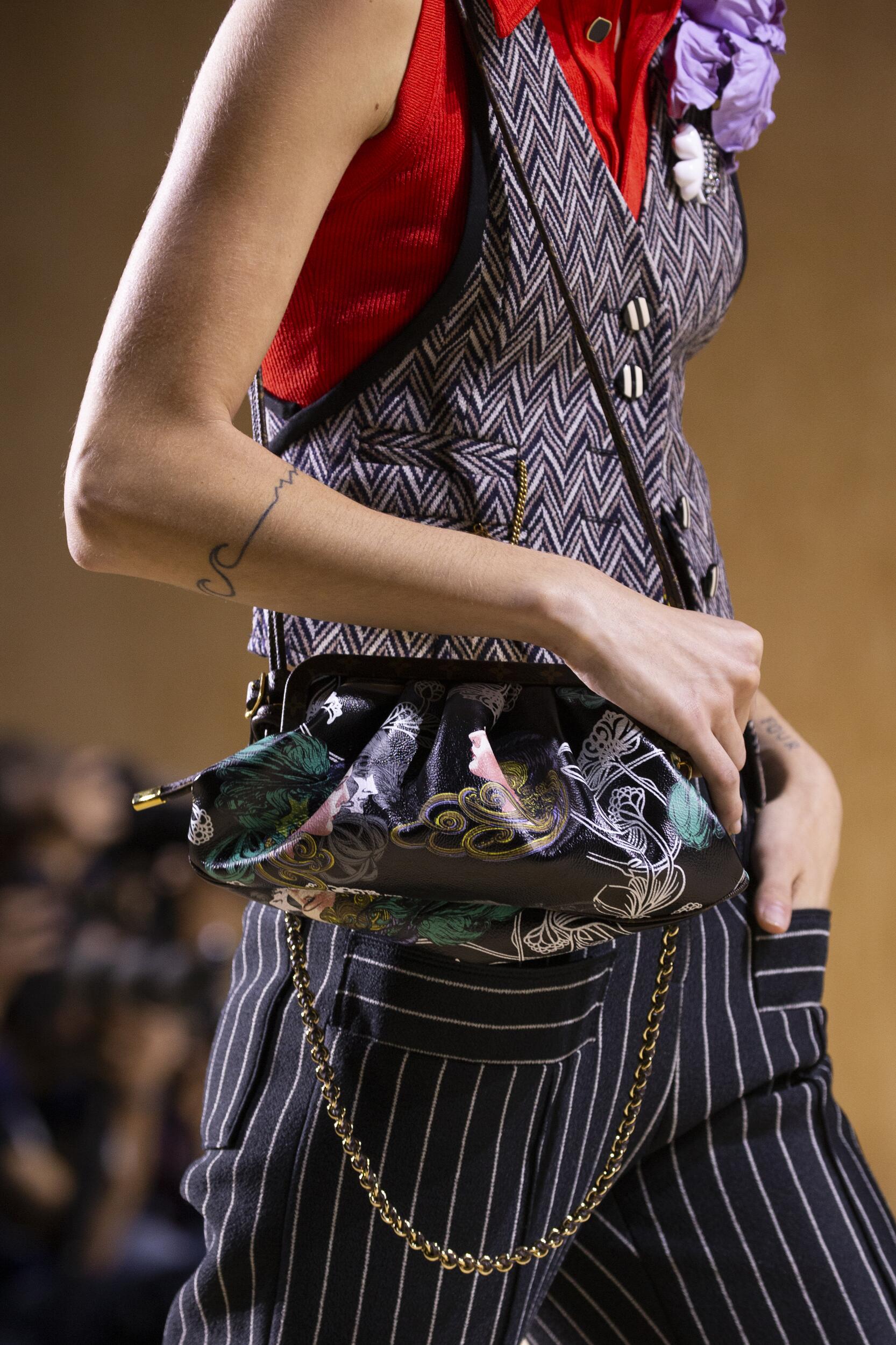 Fashion :: Women's Fashion :: Womens Bags :: Louis Vuitton