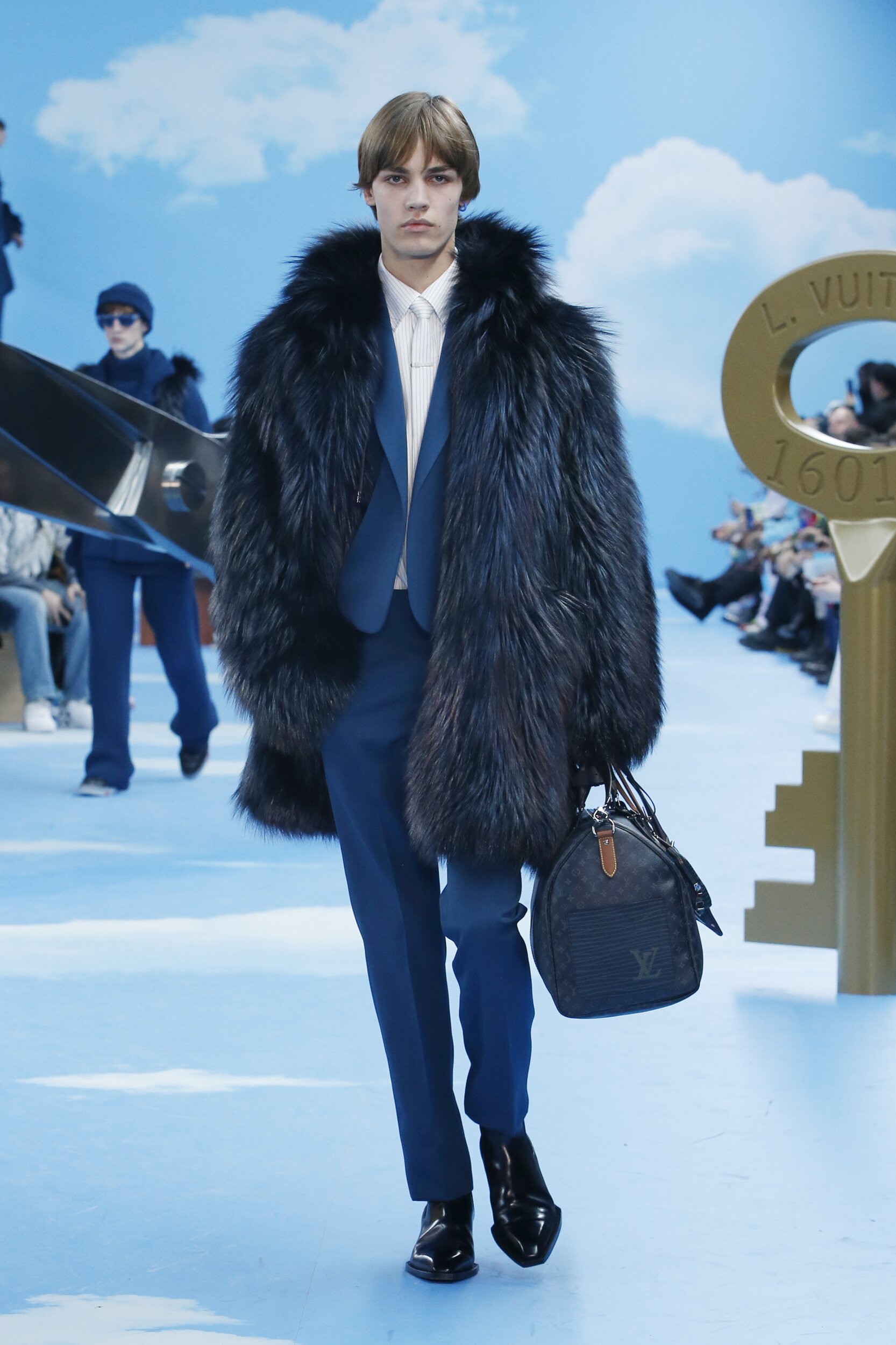 Louis Vuitton Wrap Coat White Men's - FW21 - US