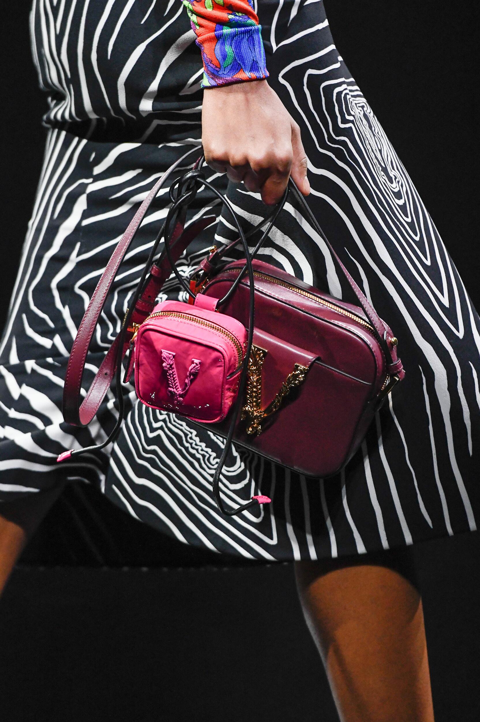 Versace 2020  Fashion handbags, Versace bag, Bags
